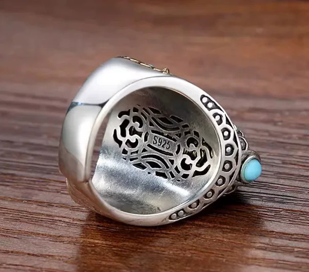 خاتم رجالي فاخر – حضورك يفرض نفسه من أول نظرة